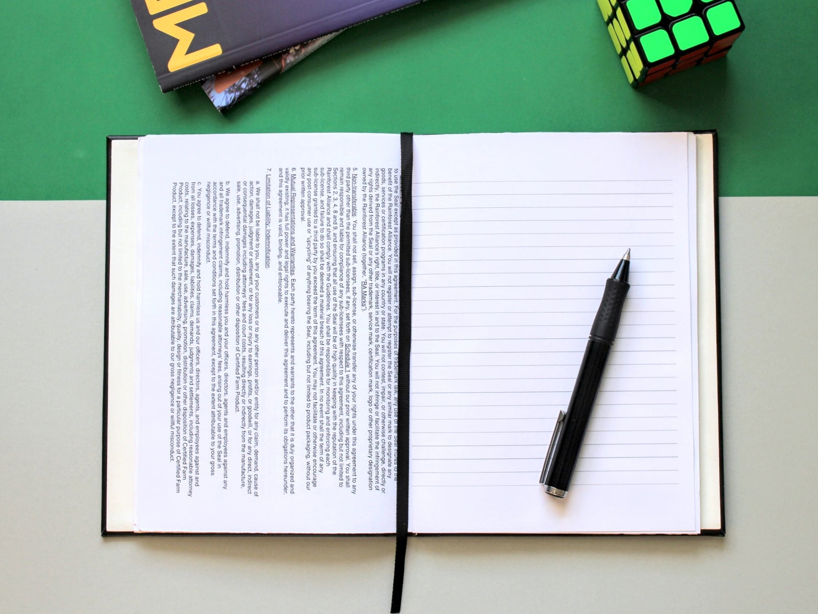 The Paper Saver Reusable Notebook makes it easy for you to reuse paper in a more organized and stylish way, all while helping you reduce waste for a more sustainable environment.
