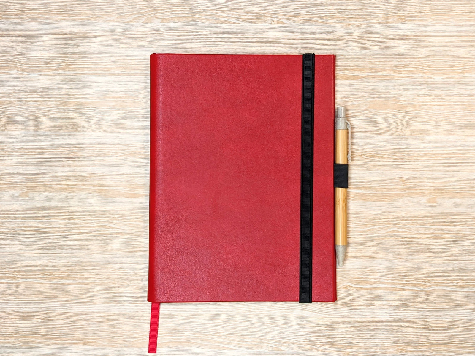 The organised, stylish way to keep your pen and notebook together with the Paper Saver Pen Loop