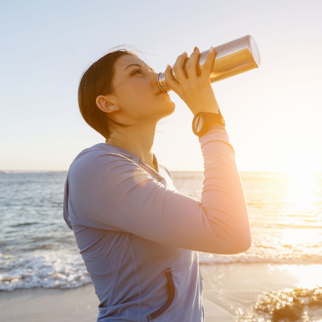 Drinking from a reusable drink bottle reduces waste and your environmental impact