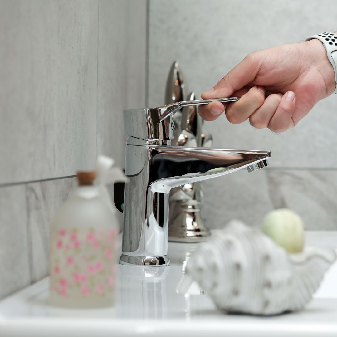 Save and conserve water 